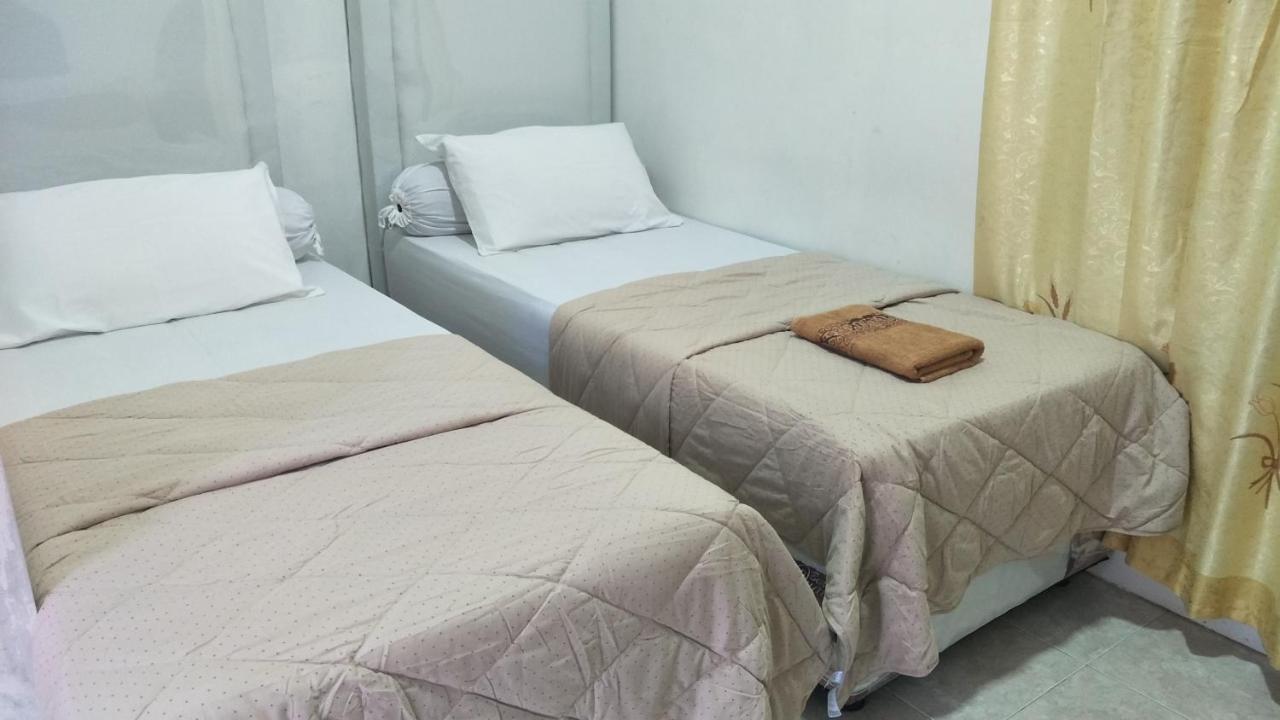 Kana Hasya Homestay "Rumoh Jamee" Meulaboh Eksteriør billede