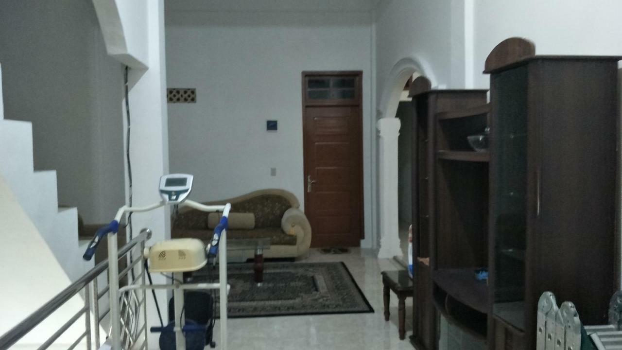 Kana Hasya Homestay "Rumoh Jamee" Meulaboh Eksteriør billede